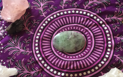 Woman’s Healing Crystal Turns Out To Be Pet Rock